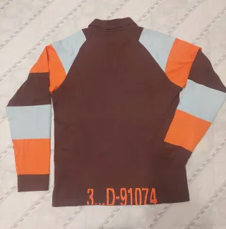 Polo Adidas manga larga marrón y naranja