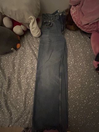 Pantalones vaqueros Zara anchos
