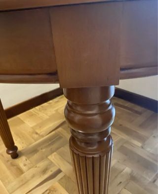 Mesa redonda extensible de madera maciza