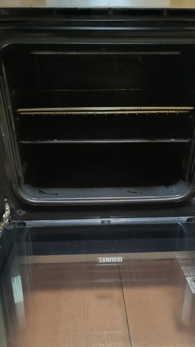 HORNO ELÉCTRICO Y ENCIMERA DE GAS