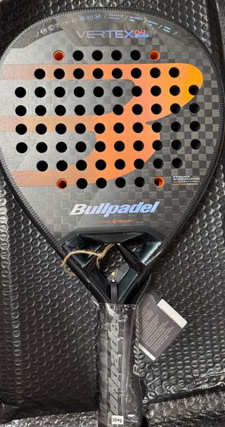 Pala Bullpadel Vertex 04 Hybrid 25