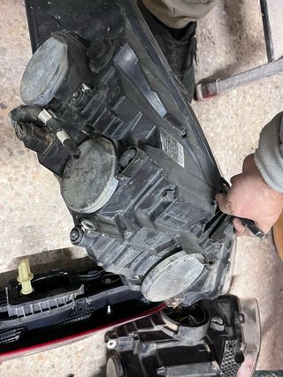 Faros.pilotos Ford Transit Custom   para limpiar