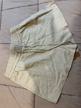 Pantalones cortos de mujer (negro, rojo, crema)