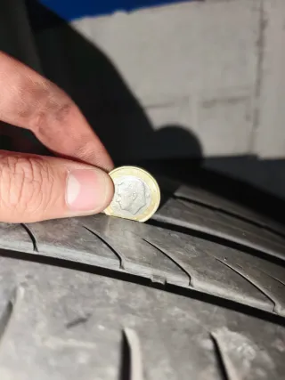 Neumáticos 235/60/18