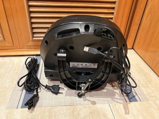 VOLANTE, SOPORTE VOLANTE Y PEDALES THRUSTMASTER