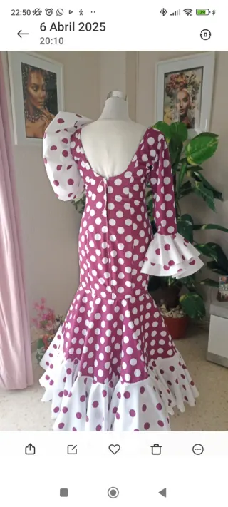 Traje de flamenca lunares morado y blanco