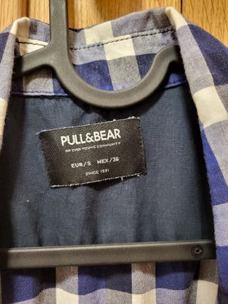 Camisa. Cuadros. Corta. Pull&Bear
