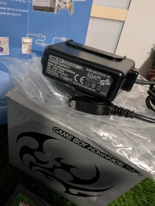 Nintendo Game Boy Advance SP Plata + Juegos