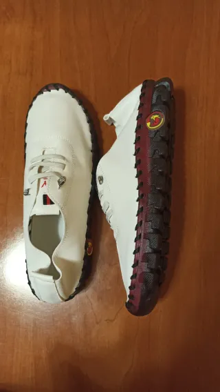 Zapatos blancos mujer