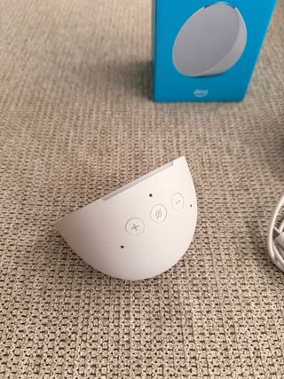 Altoparlante intelligente Amazon Echo Pop con Alexa