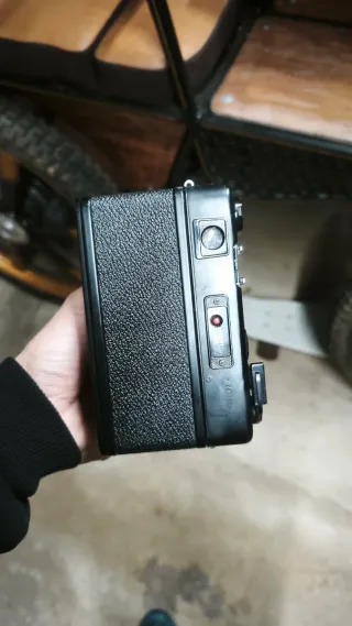 Cámara Yashica Electro 35 Negra