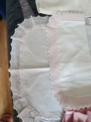 Juego colcha carrito bebé blanco y rosa