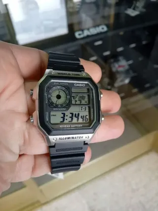 CASIO COLLECTION AE-1200WH-1CVEF
