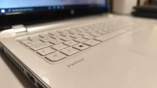 HP Pavilion 15 i5-4200U 16GB RAM 1TB HDD