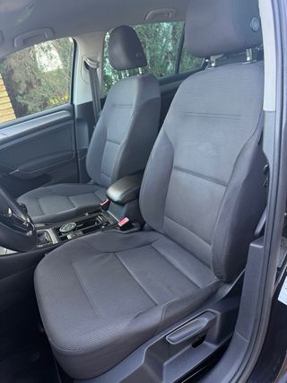 Volkswagen Golf NACIONAL