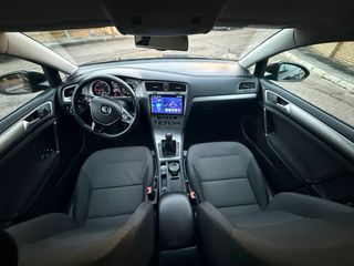 Volkswagen Golf NACIONAL