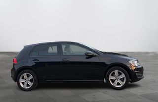 Volkswagen Golf NACIONAL