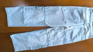 Pantalones cargo beige