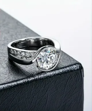 Anillo Doble Plata con Todas Moissanitas +3CT