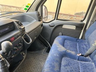 Peugeot bóxer 2.8 TDI motor sofim se vende en ese