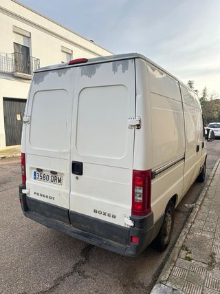 Peugeot bóxer 2.8 TDI motor sofim se vende en ese