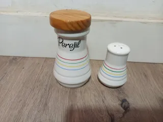 Bote Perejil y Salero Cerámica