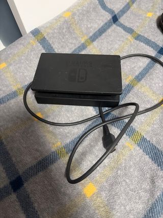 Nintendo Switch con fundas mando y caja,negociable