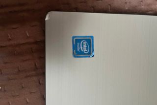 Lenovo PC Portatile 15.4 pollici