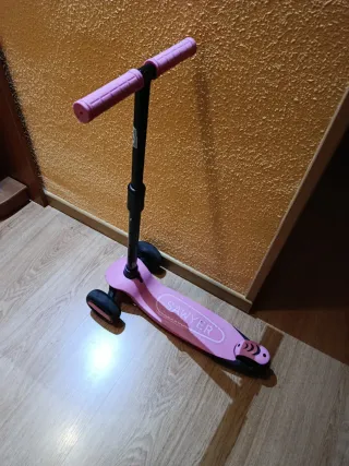 Patinete infantil rosa Sawyer