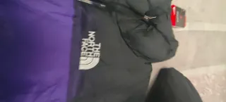 Chaleco The North Face Negro y Morado