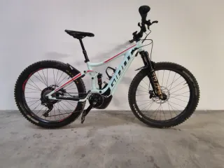 Bici Eléctrica Giant Stance