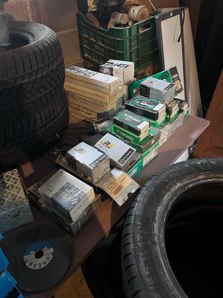 Gran lote de recambios coche