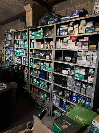 Gran lote de recambios coche