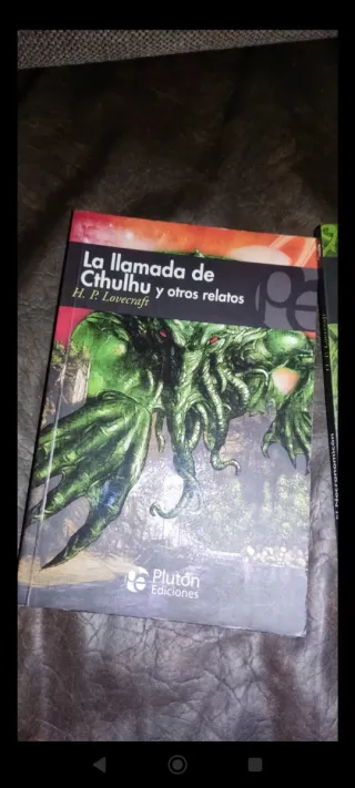 3 libros h p Lovecraft