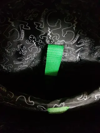 Mochila infantil ESTA COMPRA SALVA VIDAS