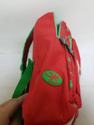 Mochila infantil ESTA COMPRA SALVA VIDAS