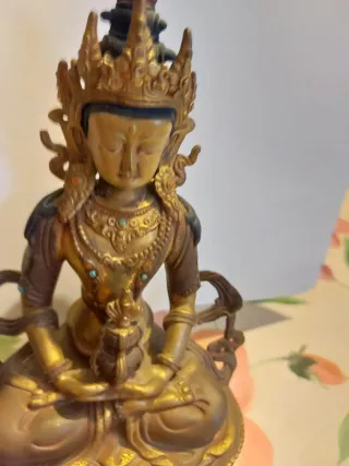 Antica statua Buddha Tibetano