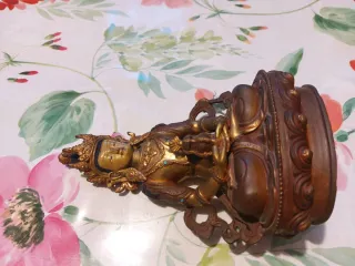 Antica statua Buddha Tibetano