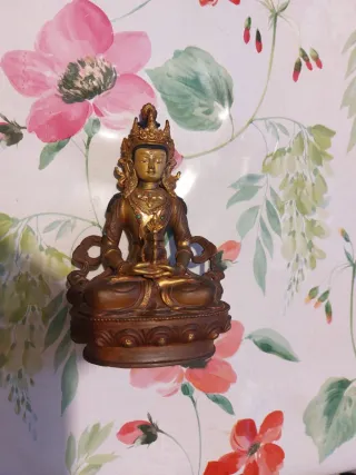 Antica statua Buddha Tibetano