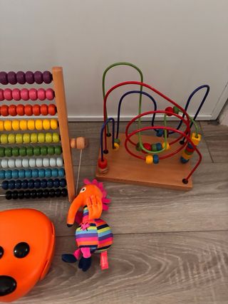 Lote Juguetes Infantiles: Ábaco, Aro y Peluche