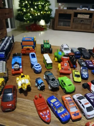 Lote coches de juguete variados