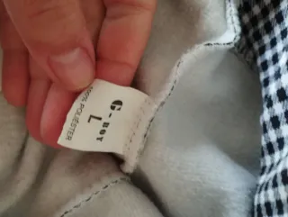 Pantalón elástico de cuadros blanco y negro