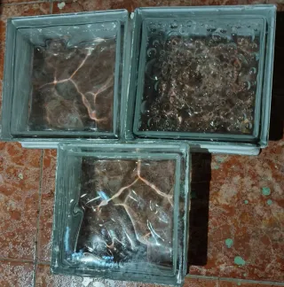 Ladrillos de cristal para construcción