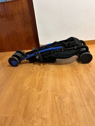 Silla de paseo Chicco azul y negra