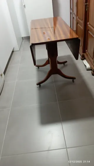 Mesa de salón extensible  a cómoda mesa de comedor