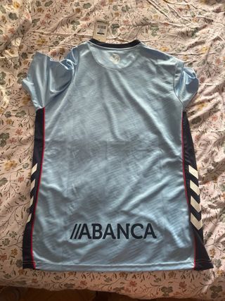 Camiseta Celta de Vigo Hummel Talla XL
