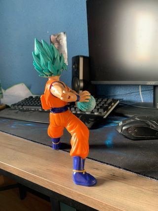 Figura Goku Super Saiyan Blue