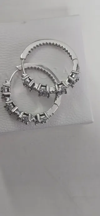 Pendientes de plata con lazos y circonitas