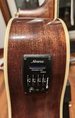 Guitarra Electroacústica Álvarez RD26CE