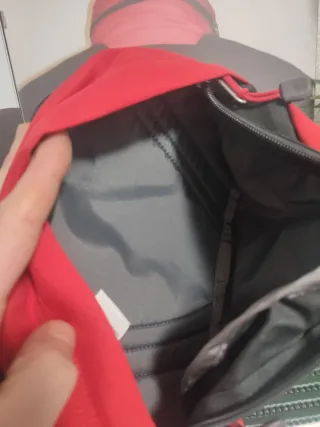 Riñonera The North Face Roja y Negra